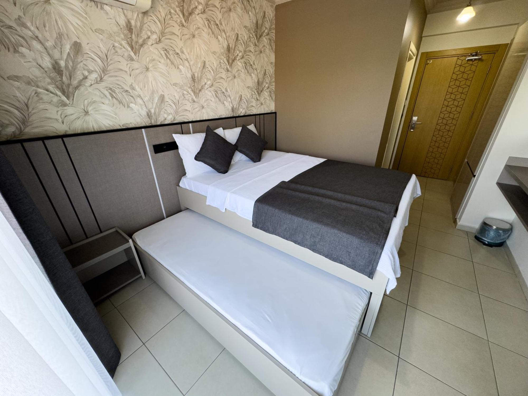 Sardunya Hotel Фетие Екстериор снимка
