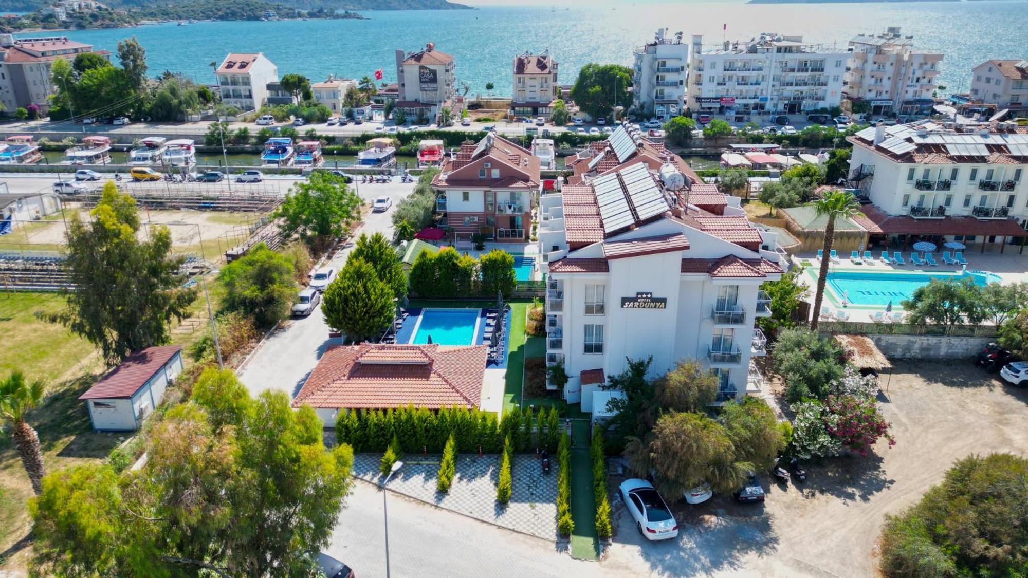 Sardunya Hotel Фетие Екстериор снимка